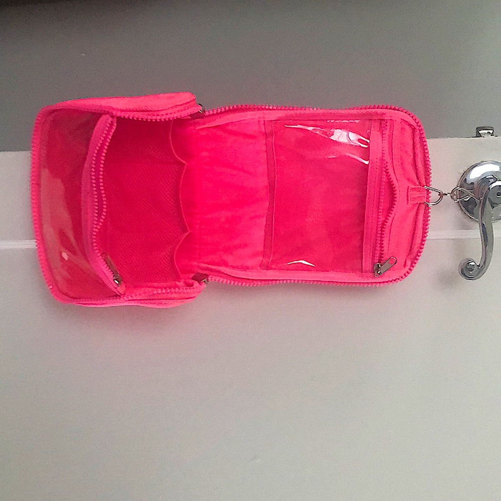 Victoria’s Secret -PINK makeup bag. - Picture 1 of 5